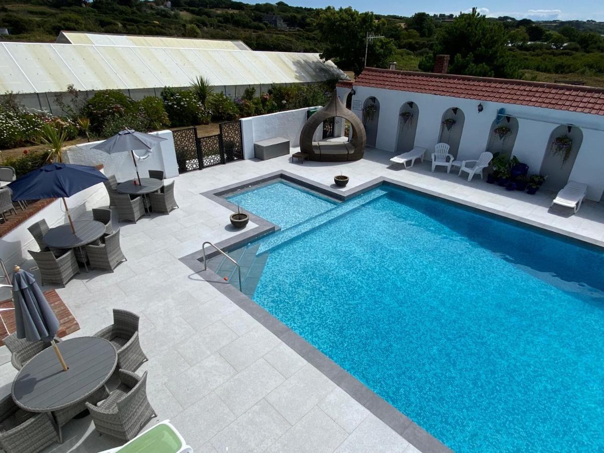 Beau Vallon Holiday Apartments Saint Peter Buitenkant foto