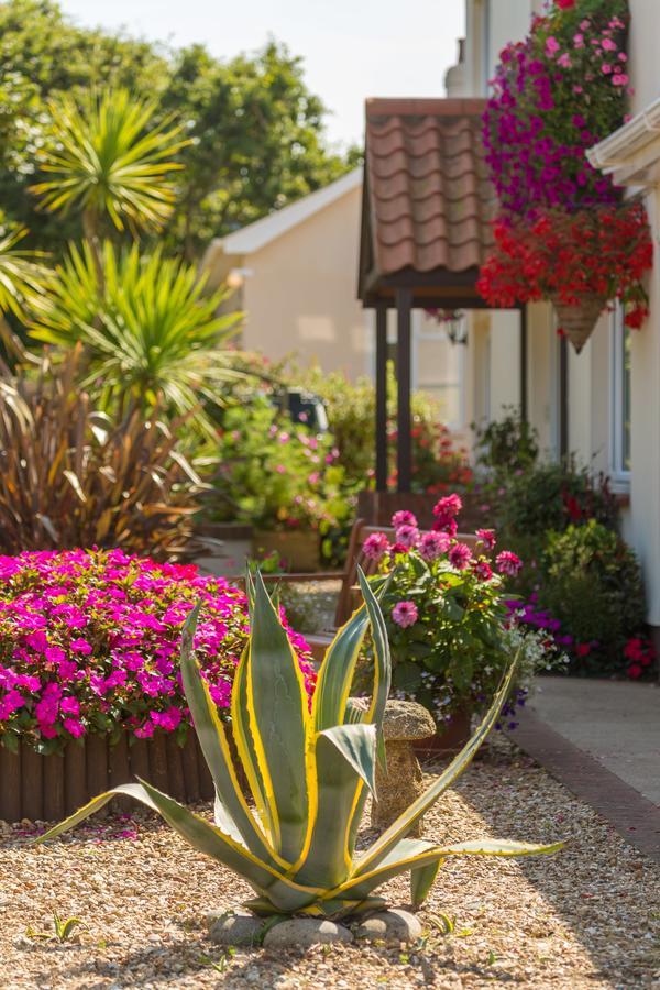Beau Vallon Holiday Apartments Saint Peter Buitenkant foto